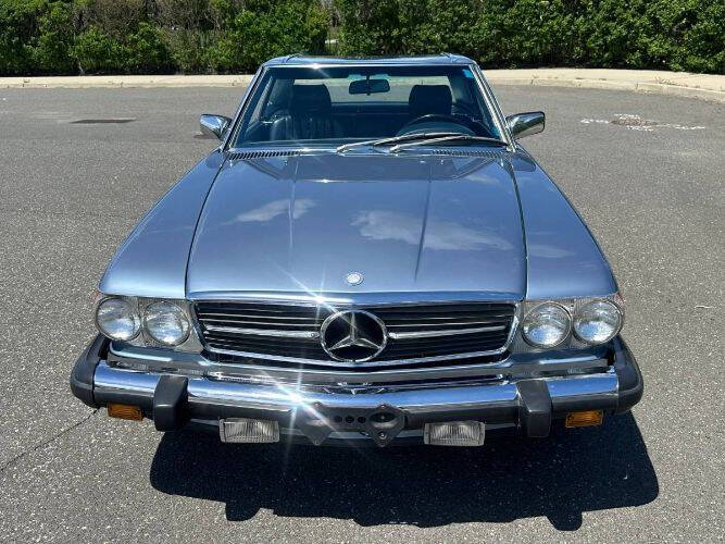 1986 Mercedes-Benz 560-Class 560 SL