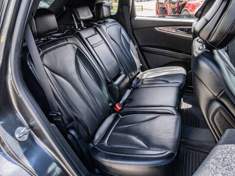 2020 Lincoln Nautilus Reserve