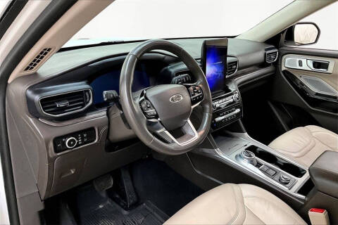 2023 Ford Explorer Platinum