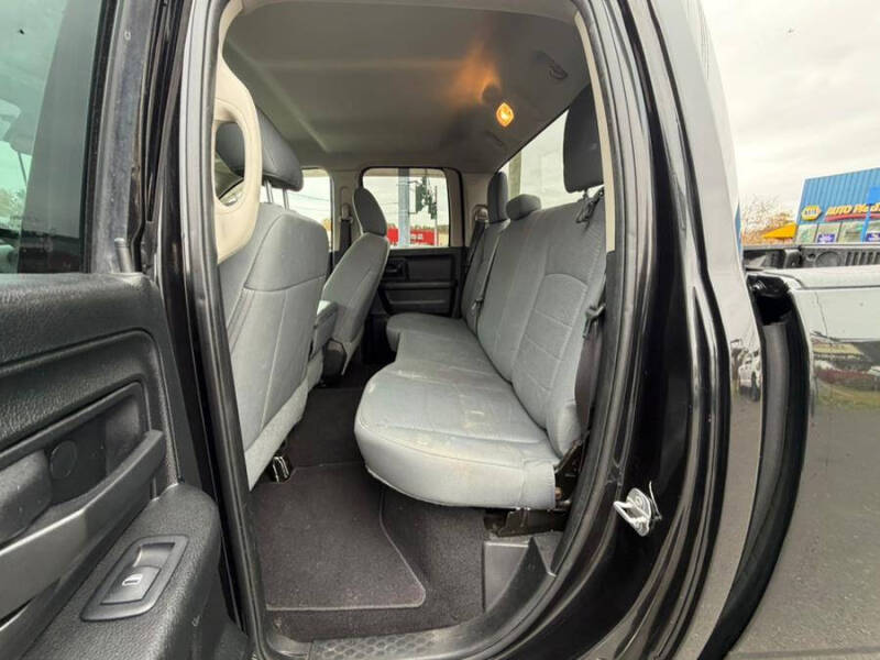 2017 RAM 1500 Express