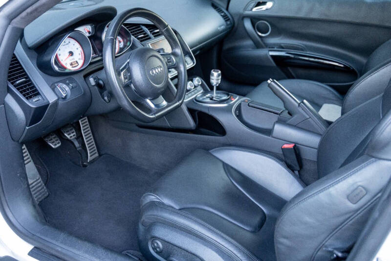 2012 Audi R8 5.2 quattro