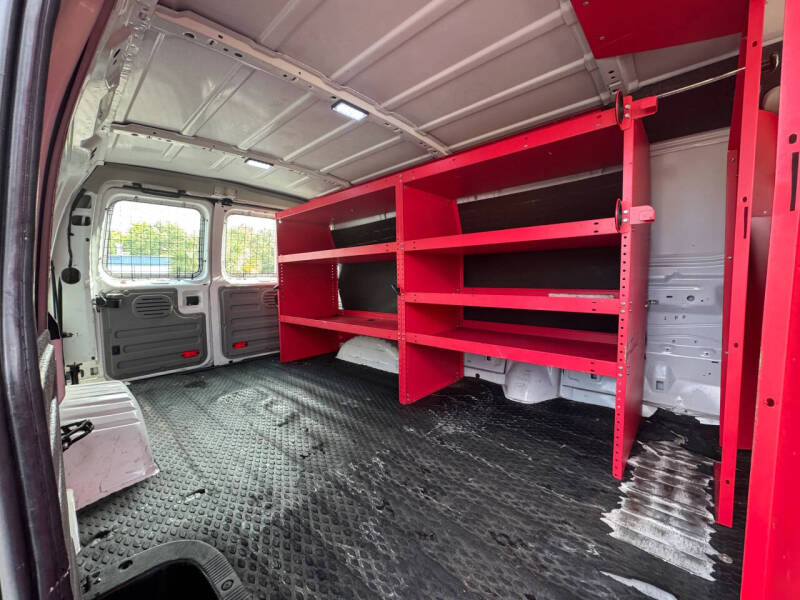 2013 Ford E-Series E-250