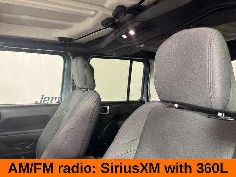 2024 Jeep Gladiator NightHawk