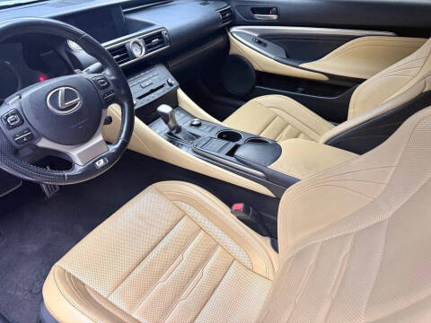 2016 Lexus RC 200t