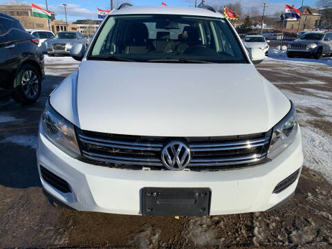 2017 Volkswagen Tiguan for sale at Minuteman Auto Sales in Saint Paul MN