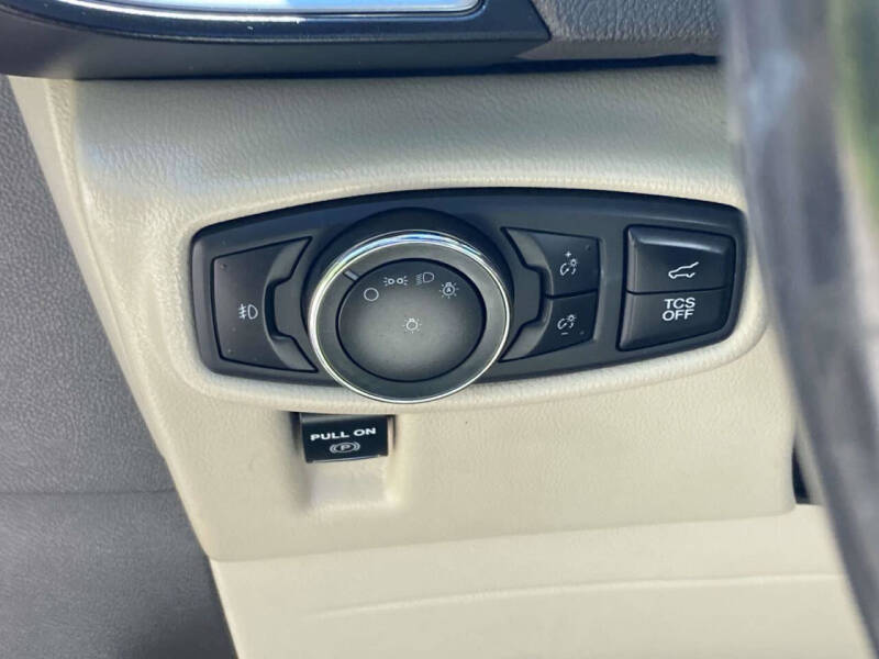 2019 Lincoln Nautilus Select