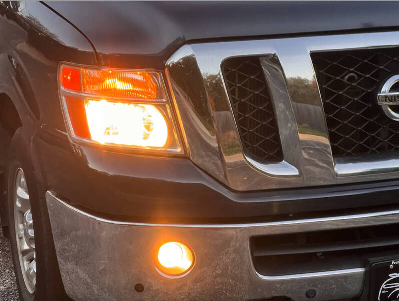 2016 Nissan NV 3500 HD SL