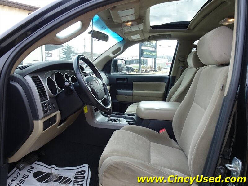 2012 Toyota Sequoia SR5