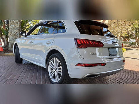 2019 Audi Q5 quattro Premium Plus 45 TFSI