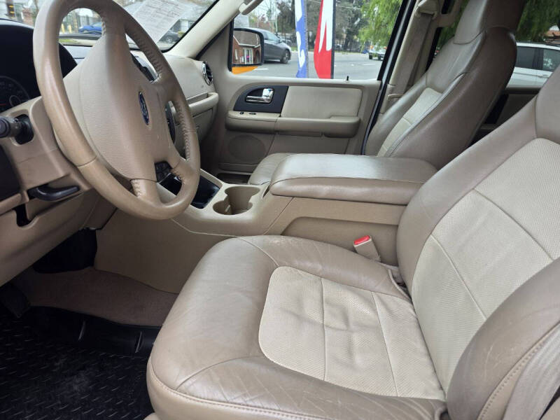 2005 Ford Expedition Eddie Bauer