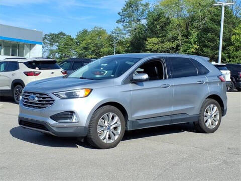 2022 Ford Edge Titanium