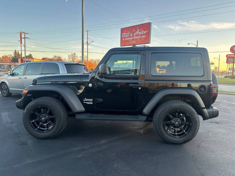 2018 Jeep All-New Wrangler Sport S photo 3