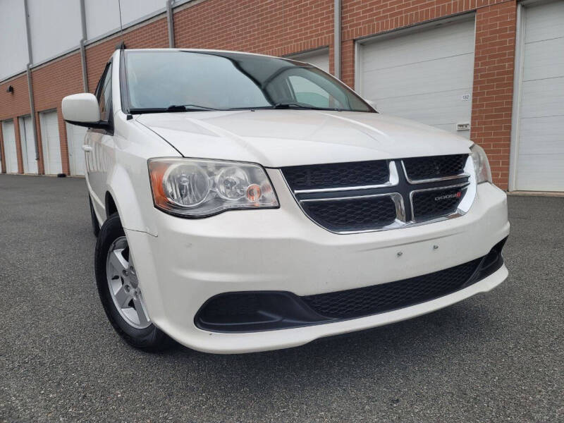 2013 Dodge Grand Caravan for sale at NUM1BER AUTO SALES LLC in Hasbrouck Heights NJ