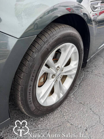 2016 Ford Taurus SEL