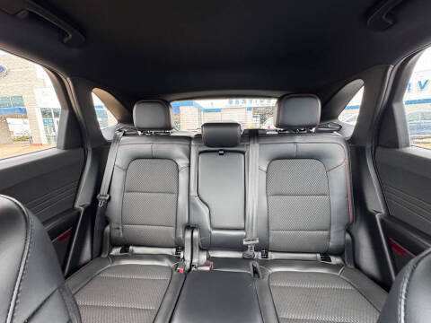2023 Ford Escape ST-Line Select