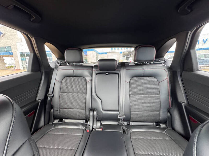 2023 Ford Escape ST-Line Select
