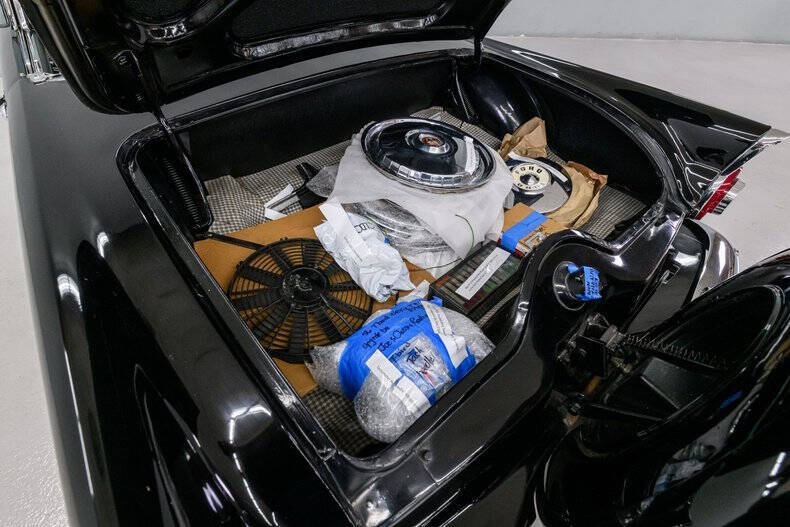 1956 Ford Thunderbird