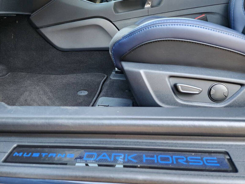 2025 Ford Mustang Dark Horse