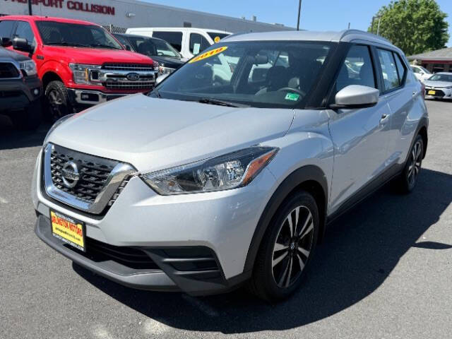 2019 Nissan Kicks SV's photo