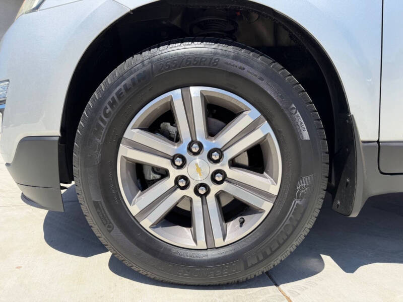2017 Chevrolet Traverse LT