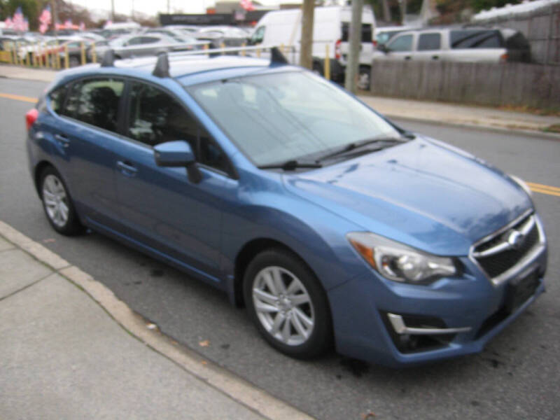 2016 Subaru Impreza Premium's photo