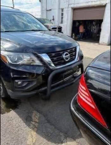 2017 Nissan Pathfinder SL