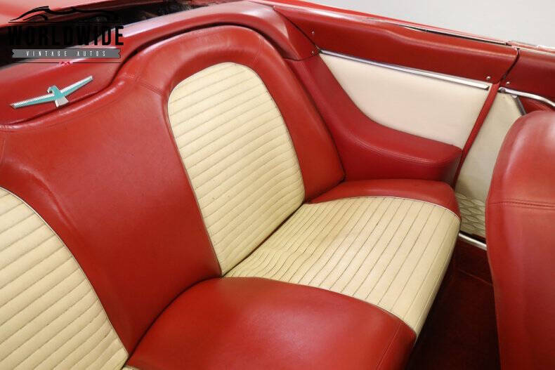 1959 Ford Thunderbird