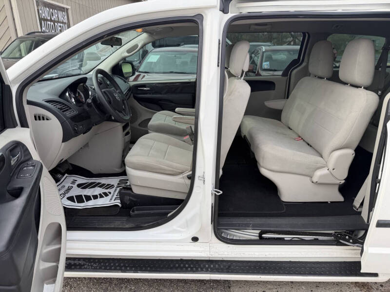 2013 Dodge Grand Caravan American Value Package