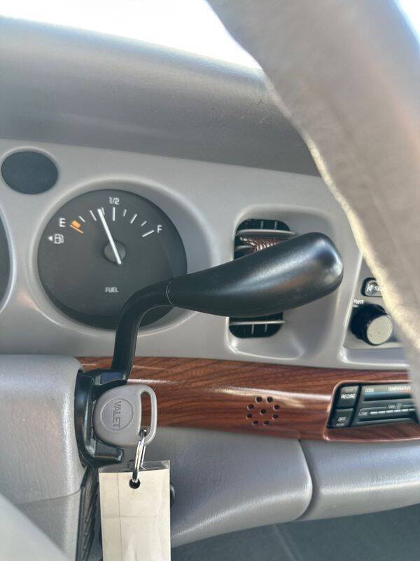 2002 Buick LeSabre Custom