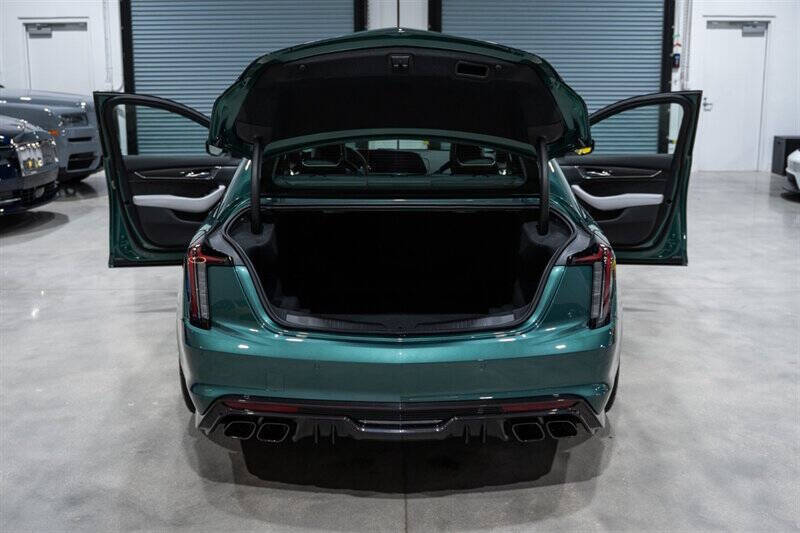 2025 Cadillac CT5-V Blackwing