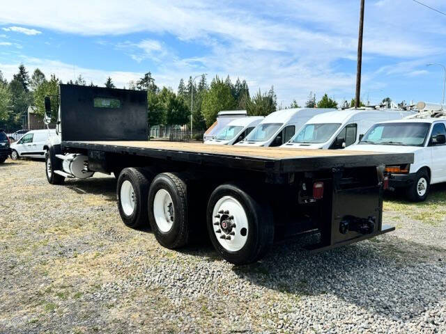 2015 Freightliner 114 SD