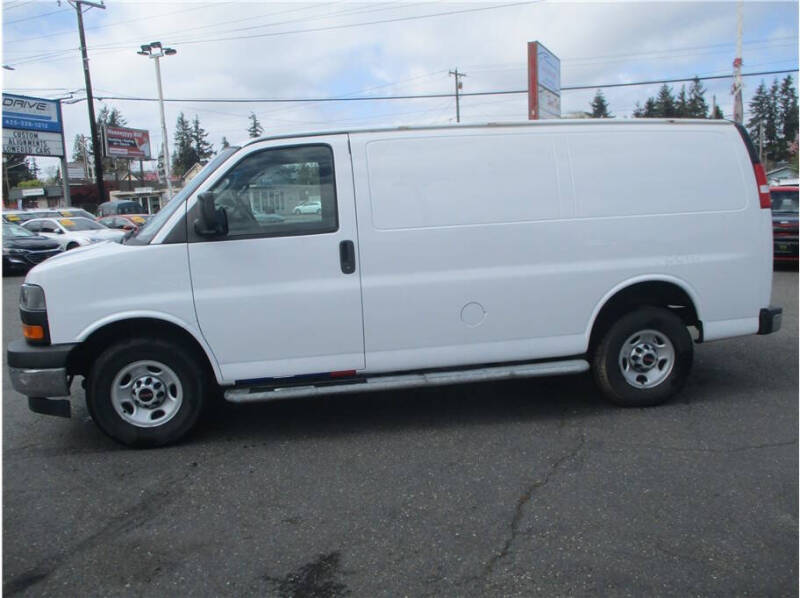 2017 GMC Savana 2500