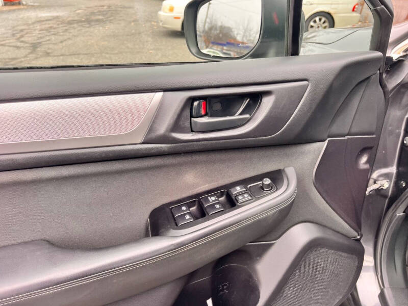 2018 Subaru Outback 2.5i