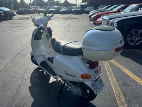 2003 Vespa ET2