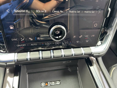 2025 GMC Yukon XL Elevation