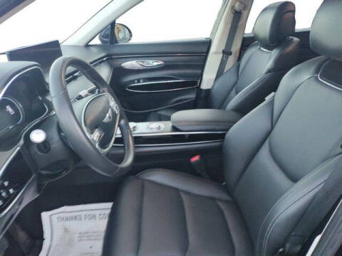 2025 Genesis GV70 2.5T Standard