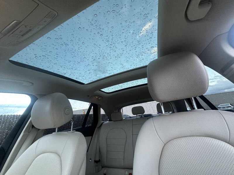 2017 Mercedes-Benz GLC GLC 300 4MATIC