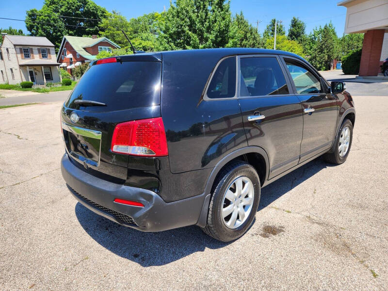 2011 Kia Sorento LX