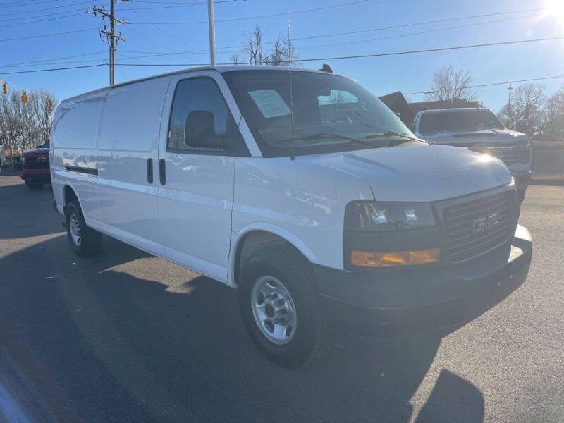 2024 GMC Savana 2500