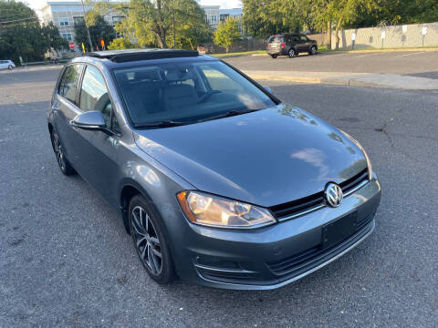 2016 Volkswagen Golf TSI SE