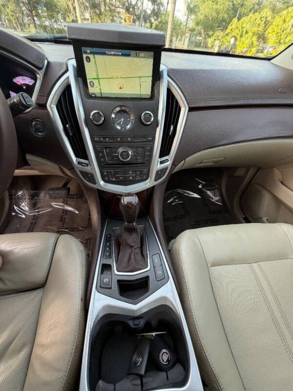 2010 Cadillac SRX Luxury Collection