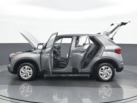 2022 Hyundai Venue SE