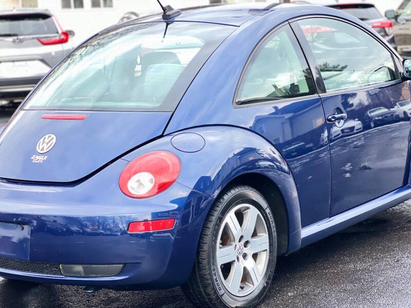 2006 Volkswagen New Beetle 2.5 photo 13