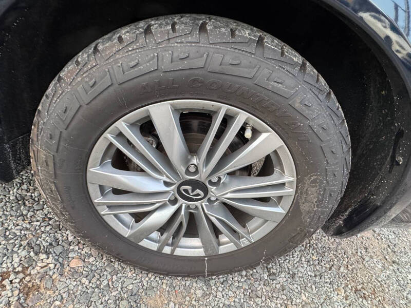 2021 Infiniti QX80 Luxe