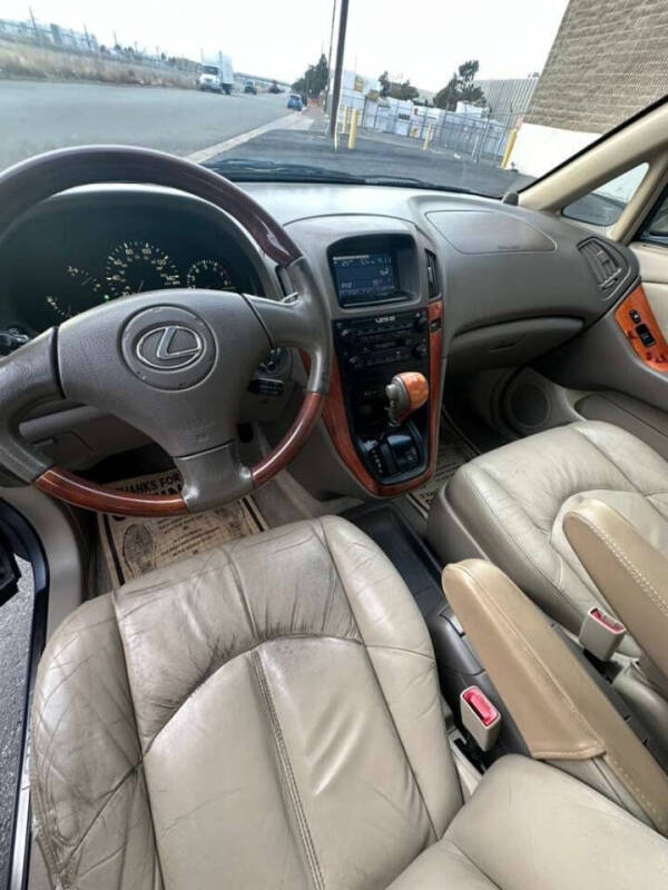 2002 Lexus RX 300