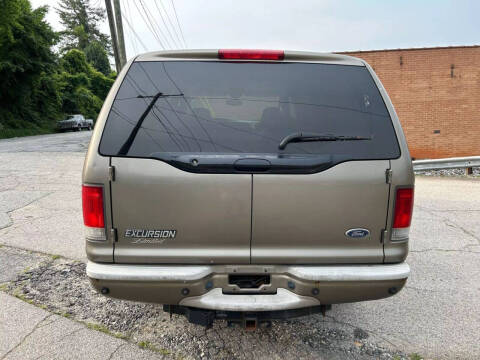 2005 Ford Excursion Limited