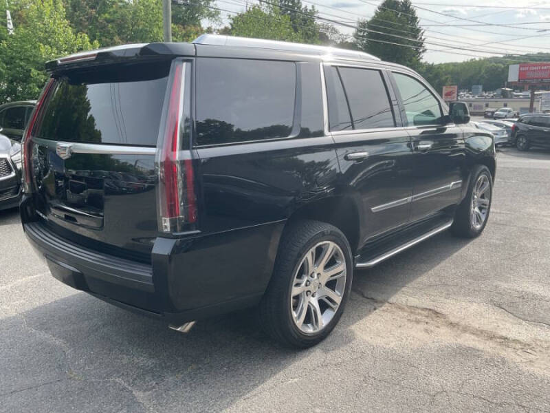 2017 Cadillac Escalade Luxury