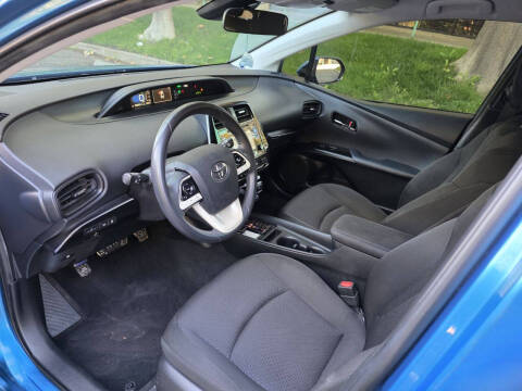 2019 Toyota Prius LE