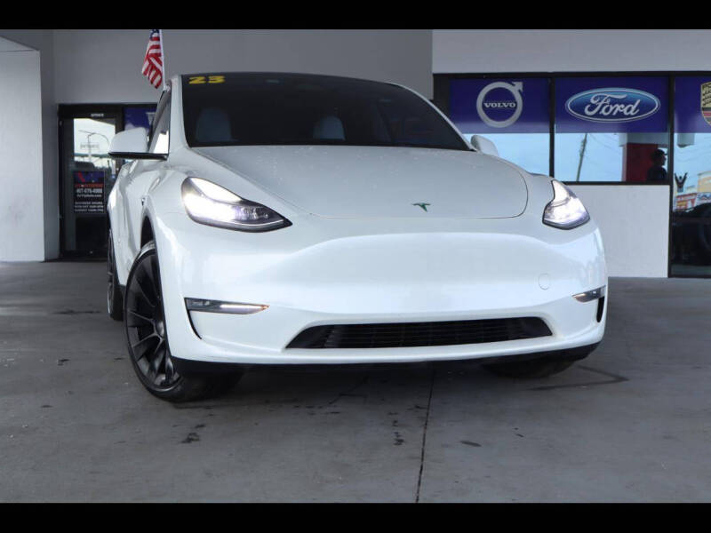 2023 Tesla Model Y Long Range