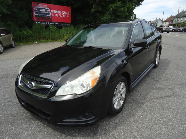 2010 Subaru Legacy 2.5i Premium